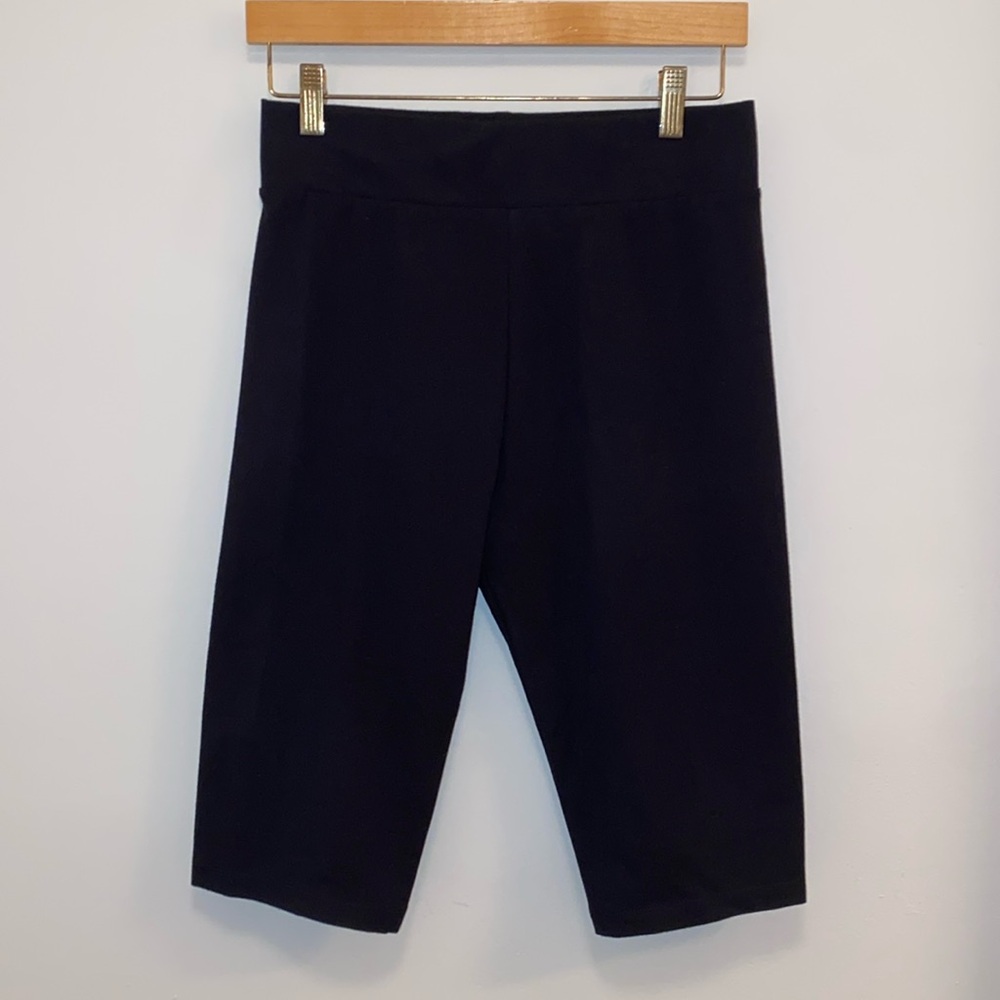 LOGO Layers by Lori Goldstein Cropped Knit Leggings with Back Pockets